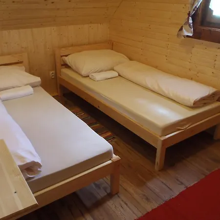 Koliba Pacho - Zrub Jolanka Appartamento Prievidza